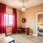 City Guest House Penzion 4*