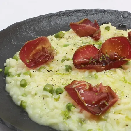 City Guest House Gasthof 4*