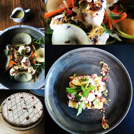 Gasthuis City Guest House 4*